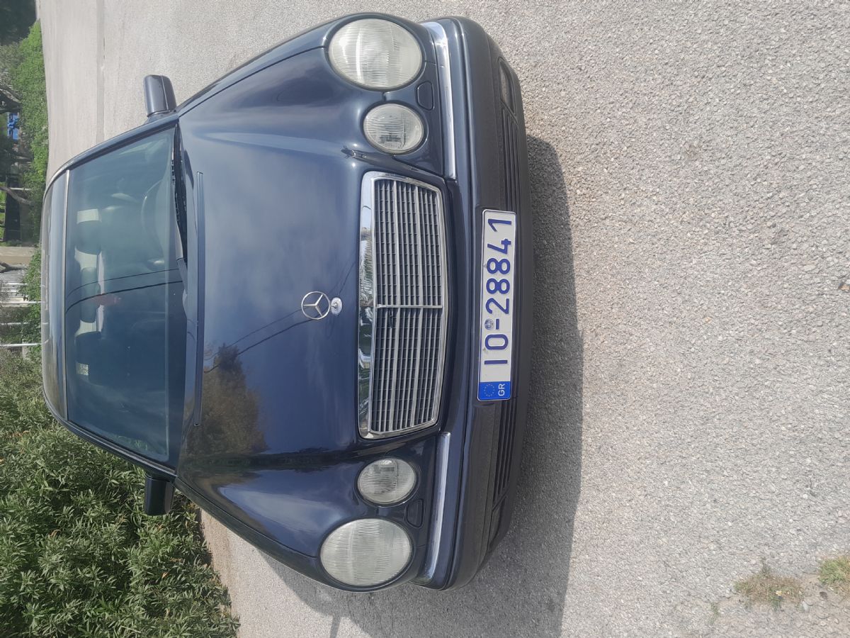 MERCEDES E200 1996