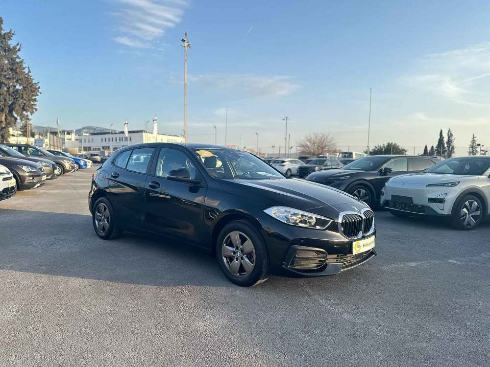 BMW 116 2021