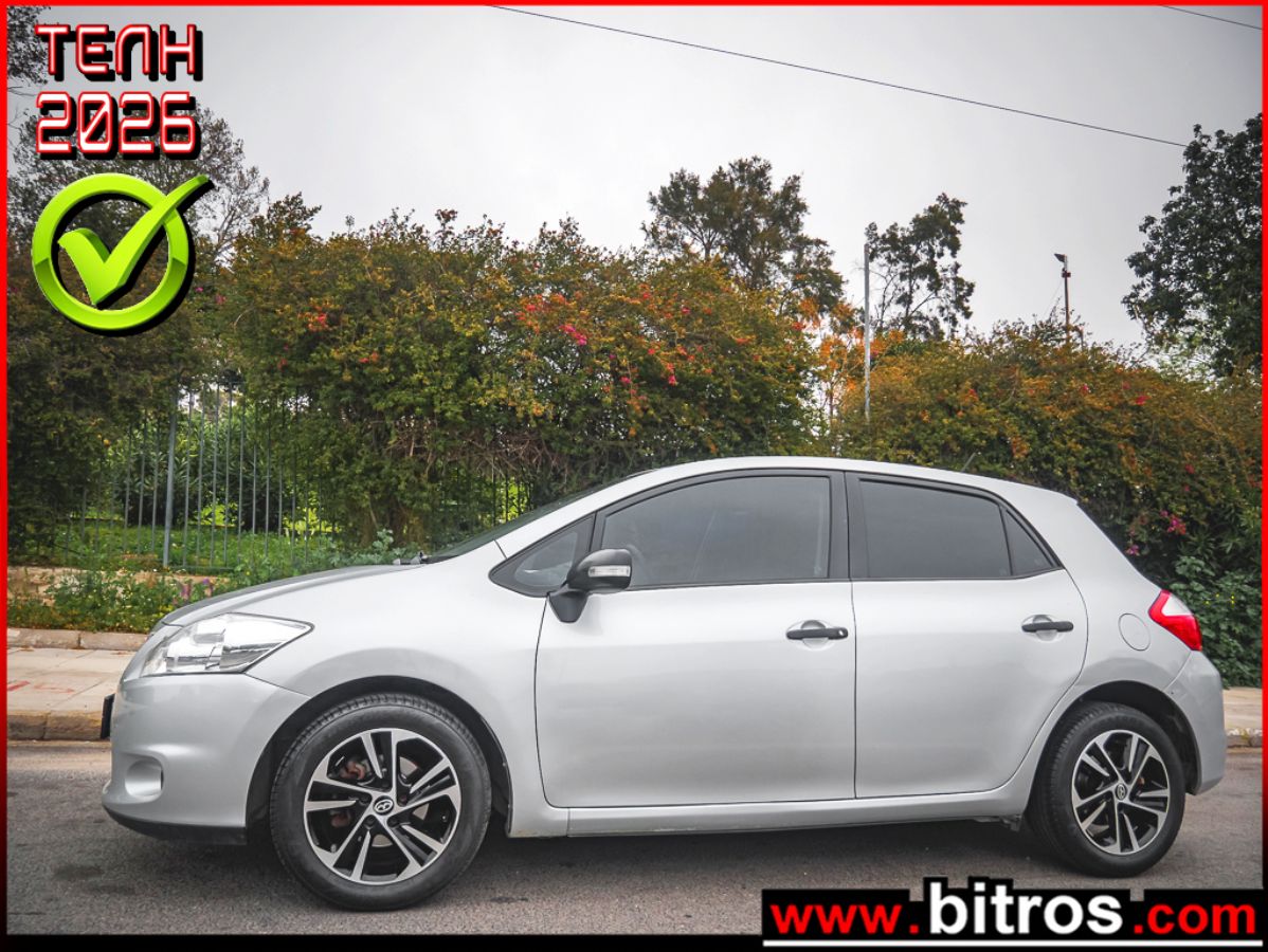 TOYOTA AURIS 2011