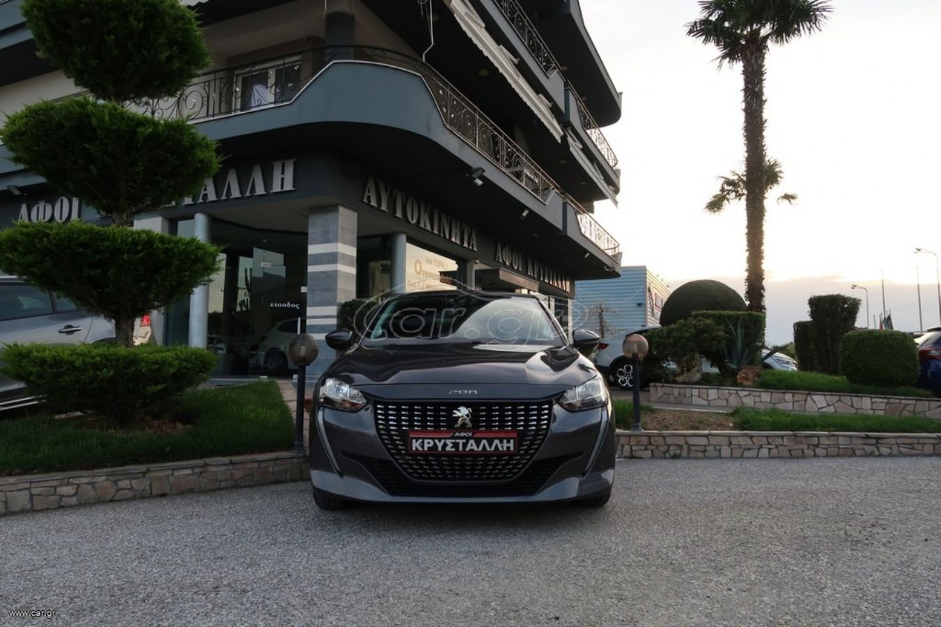 PEUGEOT 208 2021