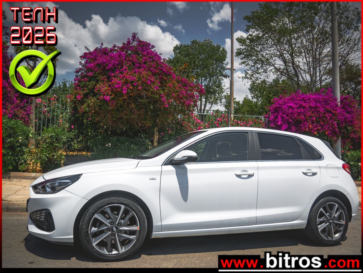 HYUNDAI i30 2022