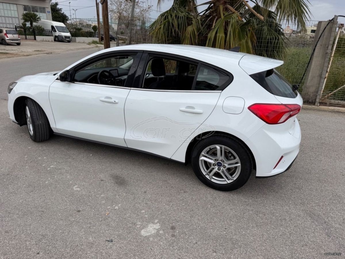 FORD FOCUS 2022
