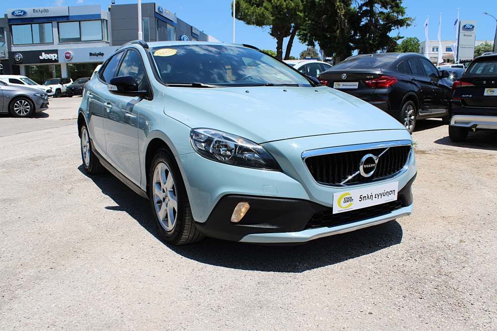 VOLVO V40 CROSS COUNTRY 2018