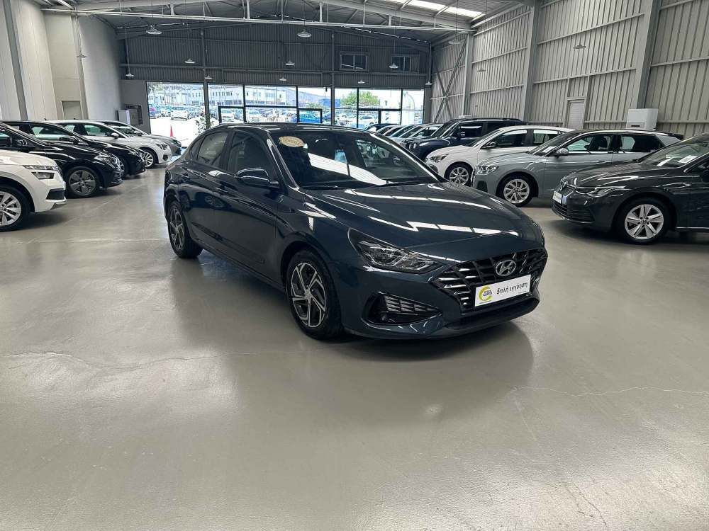 HYUNDAI i30 2022