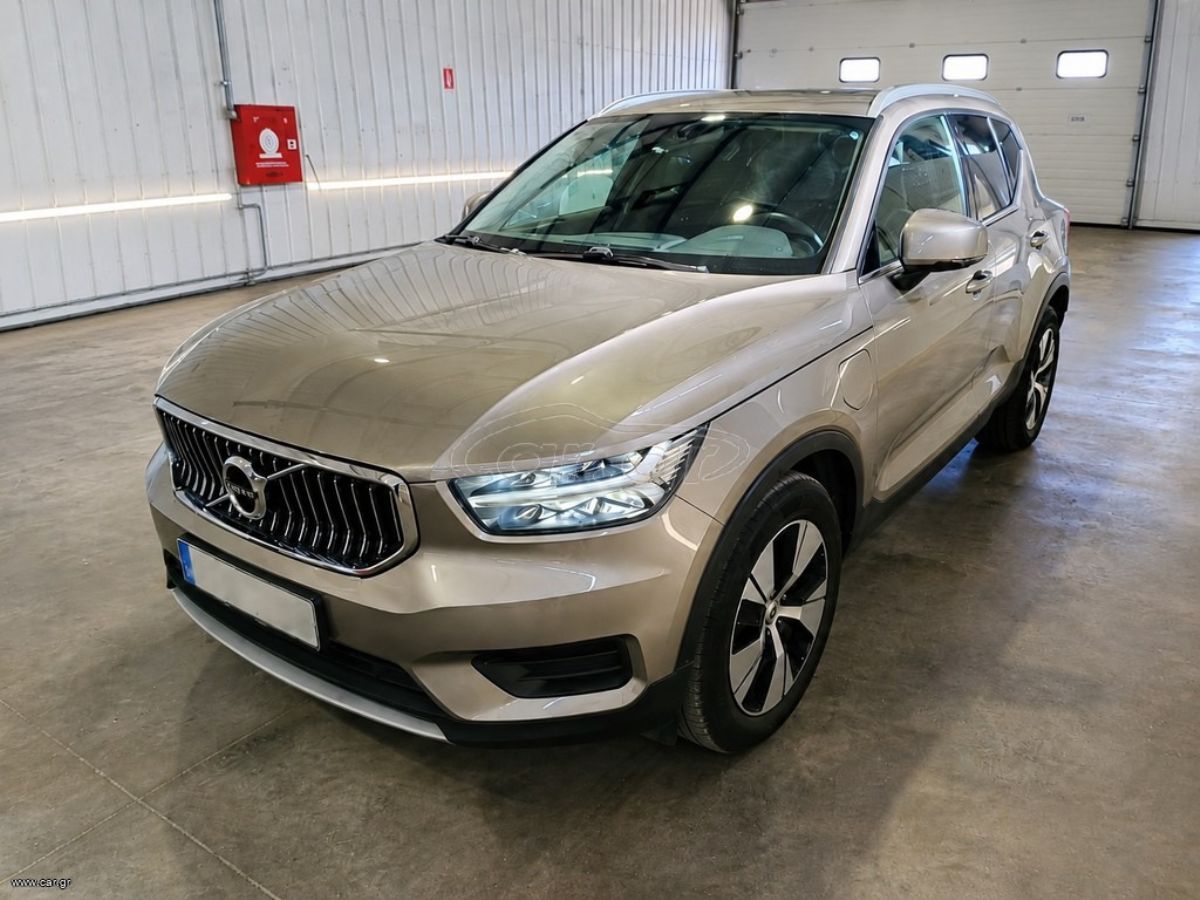 VOLVO XC 40 2020