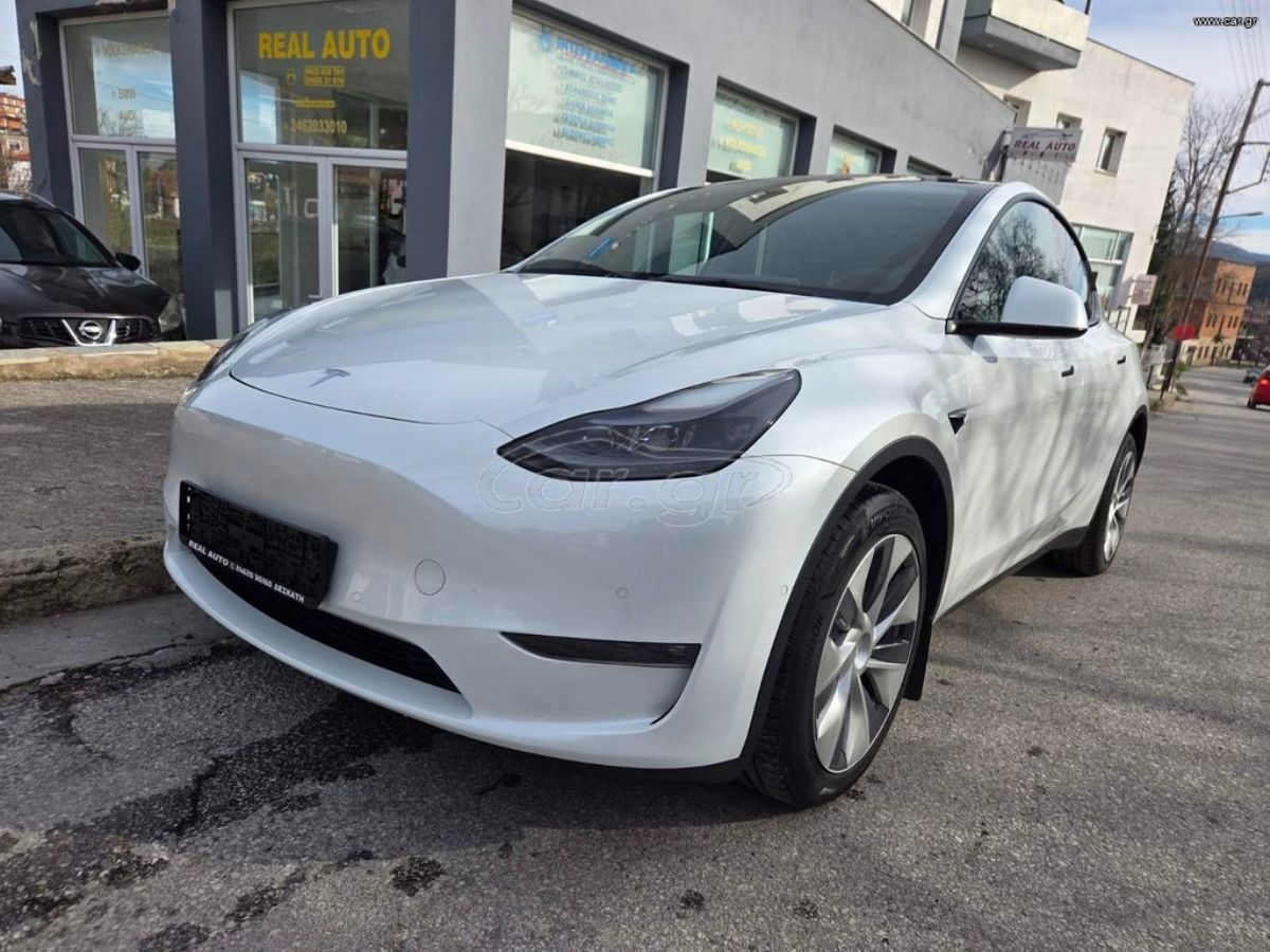 TESLA  2022