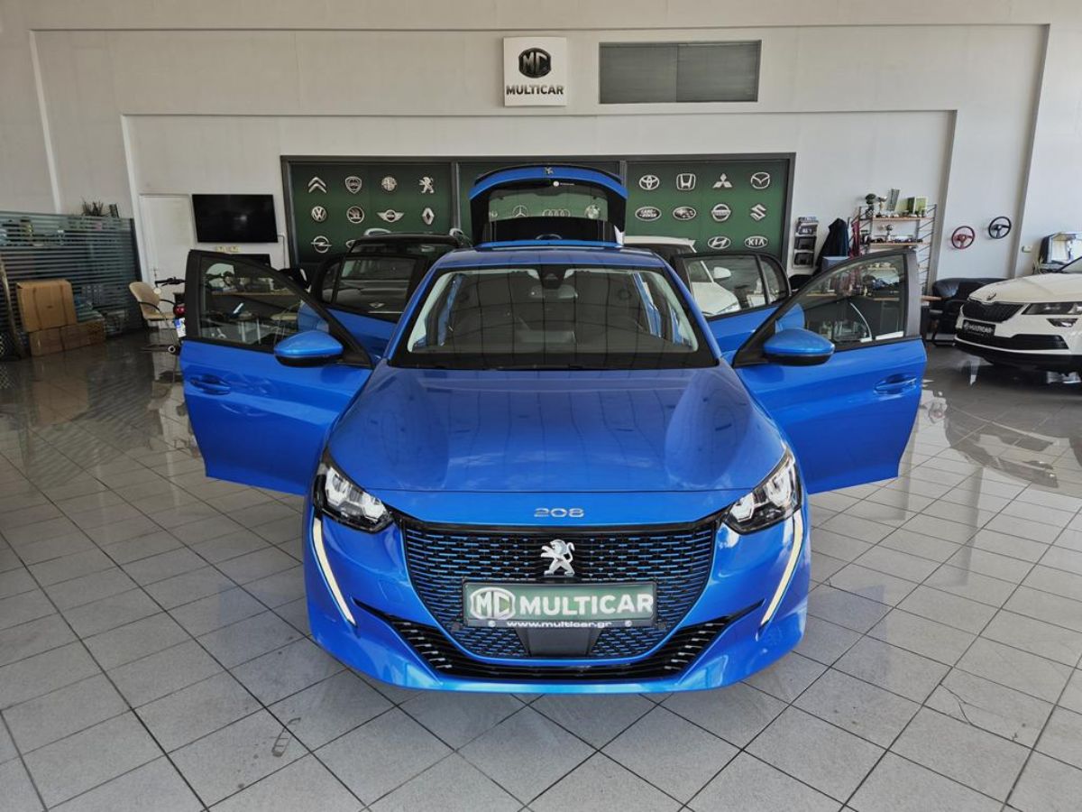 PEUGEOT 208 2020
