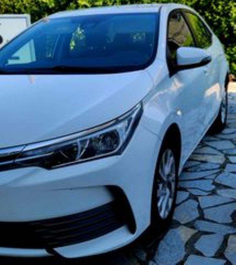 TOYOTA COROLLA 2018