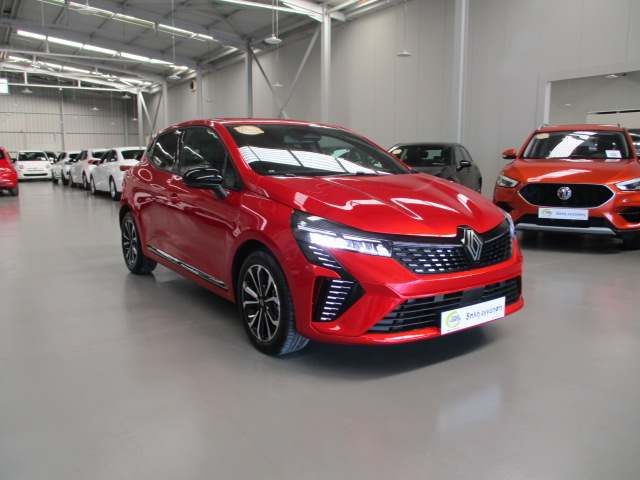 RENAULT CLIO 2025